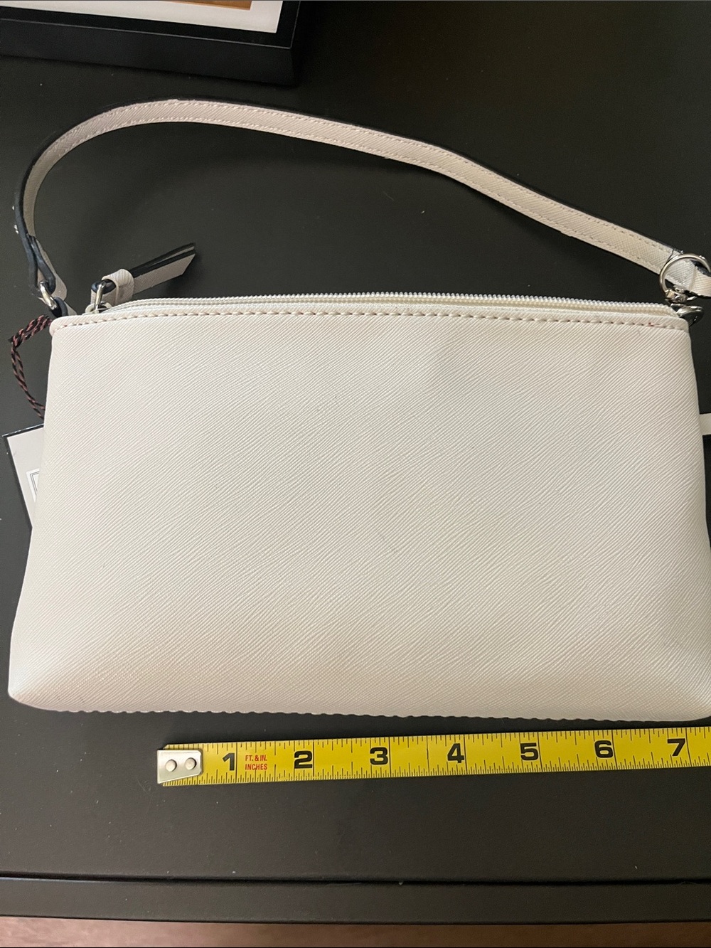 Dana Buchman Ivory Leather Wristlet Bag NWT - Picture 3 of 4
